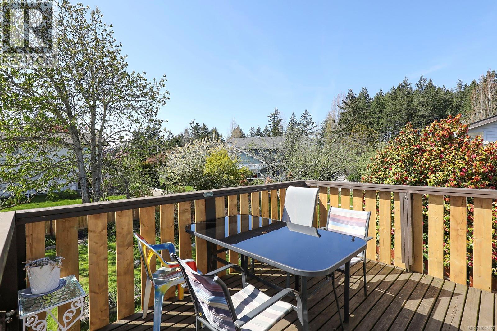 667 Torrence Rd, Comox