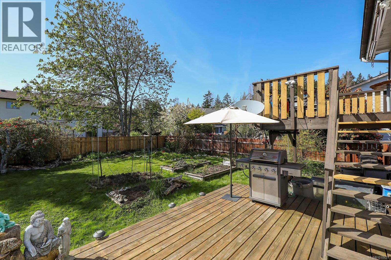 667 Torrence Rd, Comox