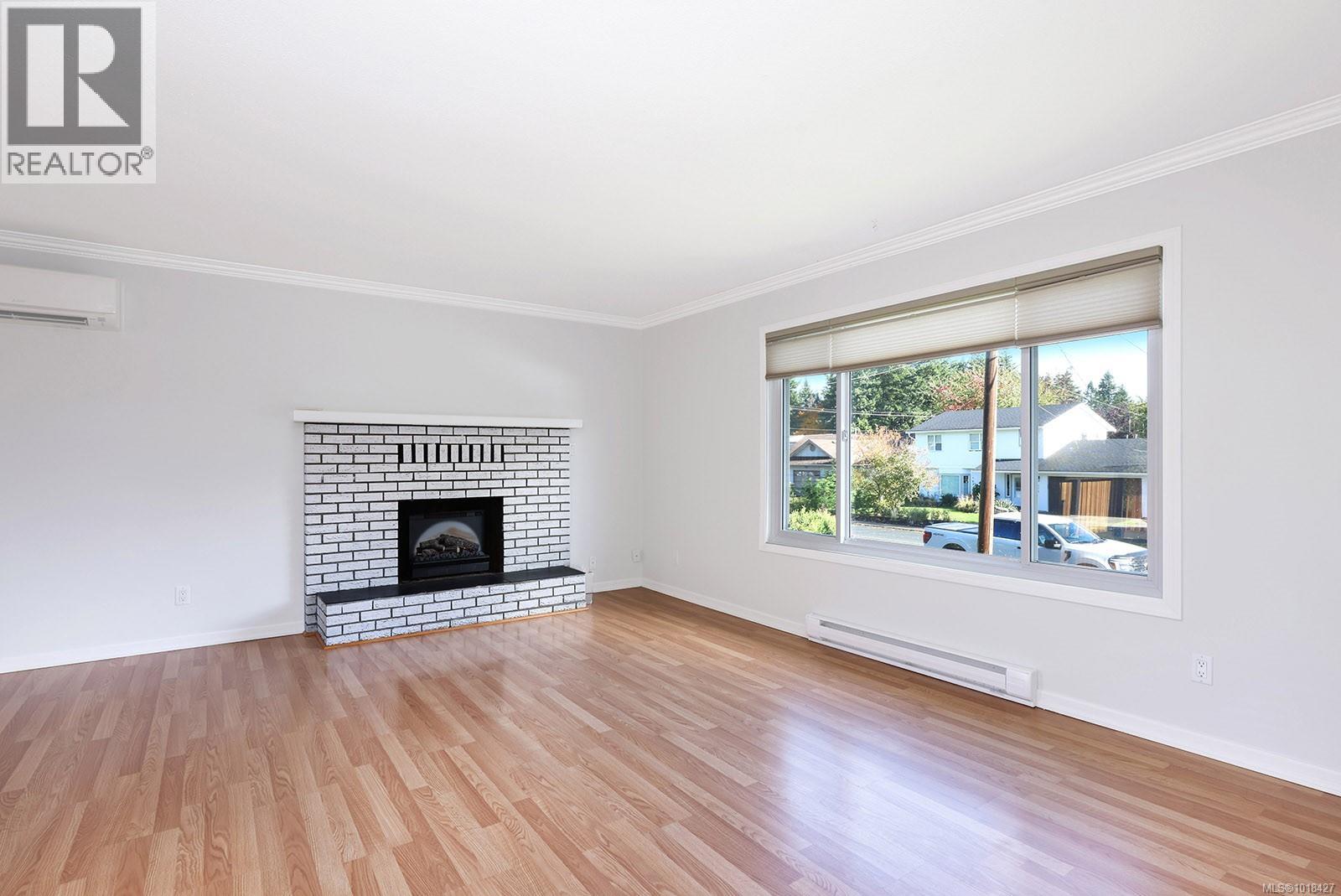 667 Torrence Rd, Comox