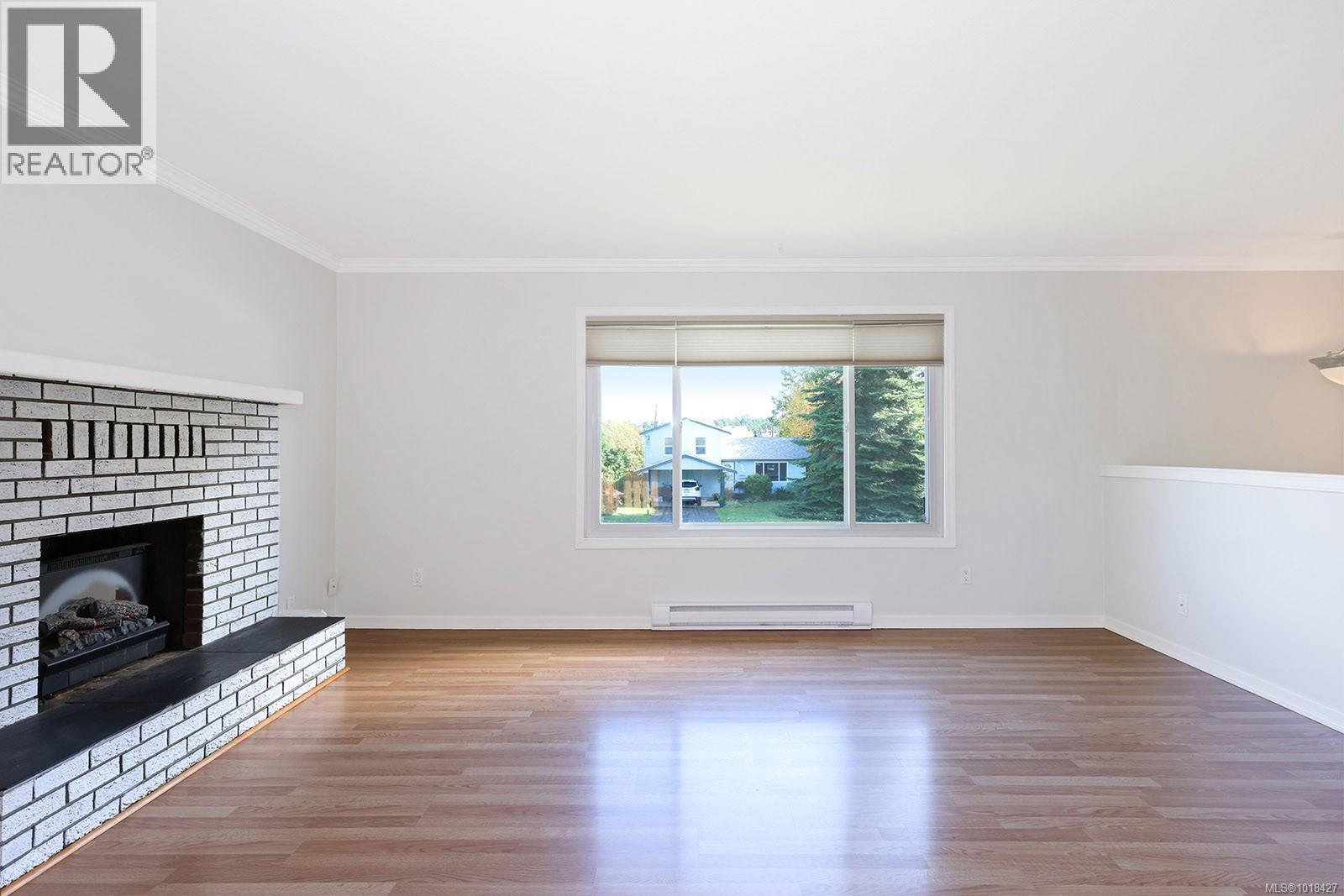 667 Torrence Rd, Comox