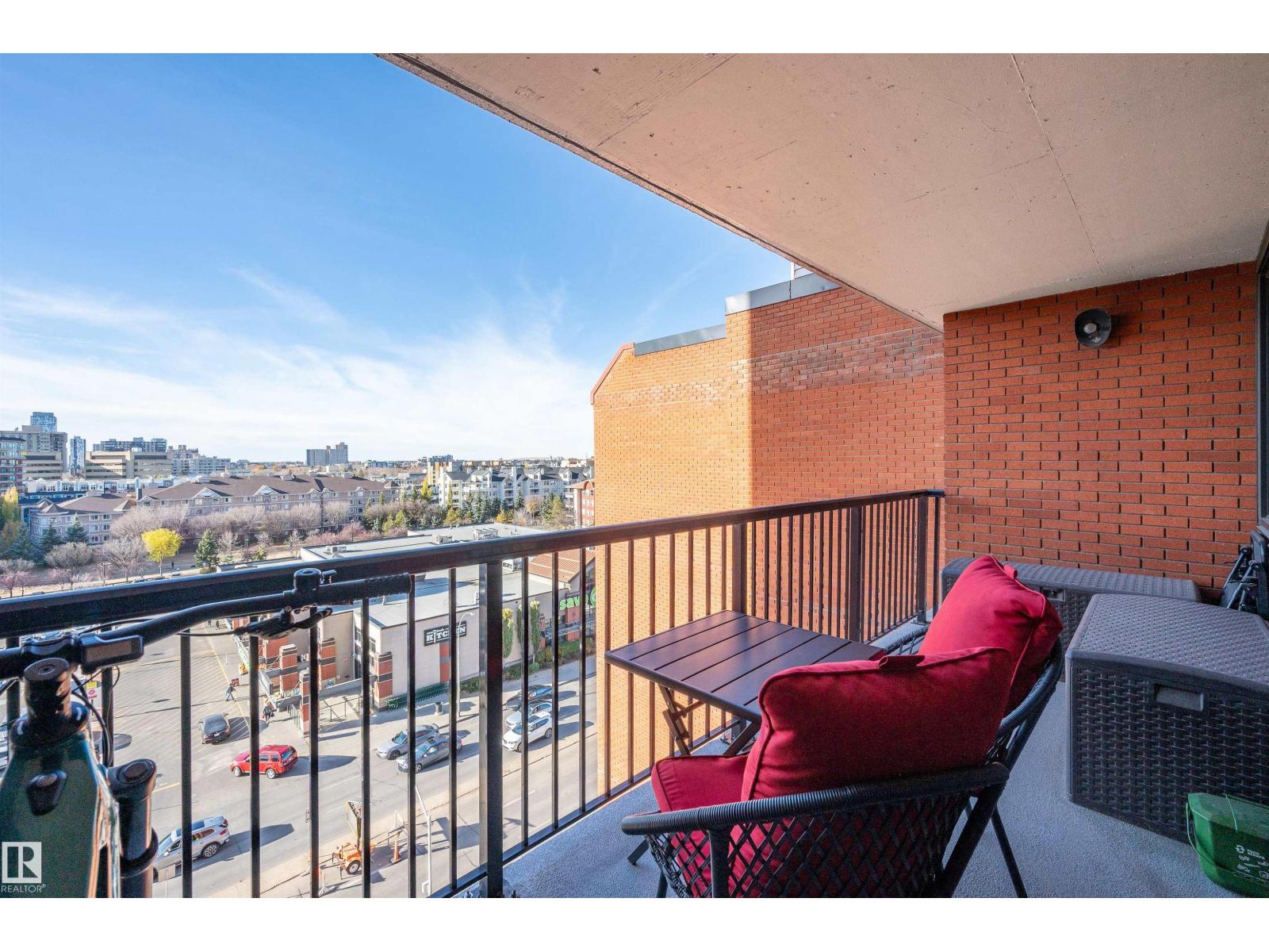 #802 10145 109 ST NW, Edmonton