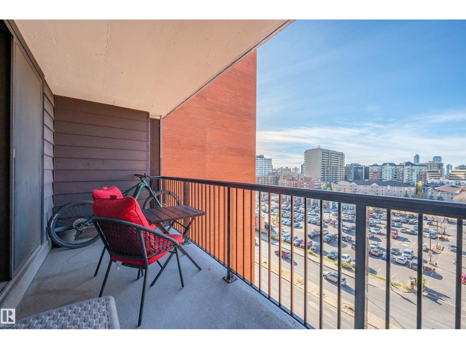 #802 10145 109 ST NW, Edmonton