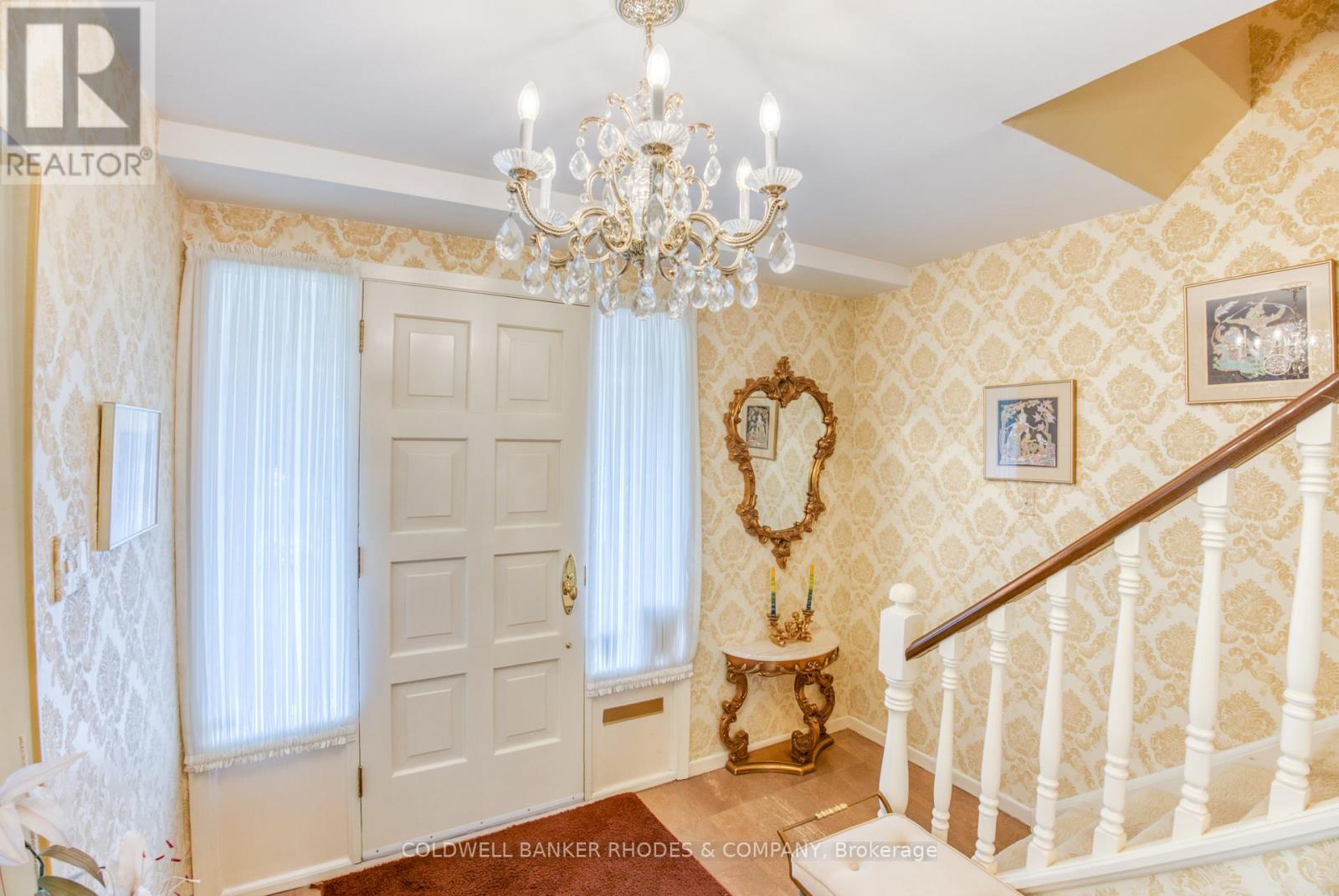 Stunning front foyer