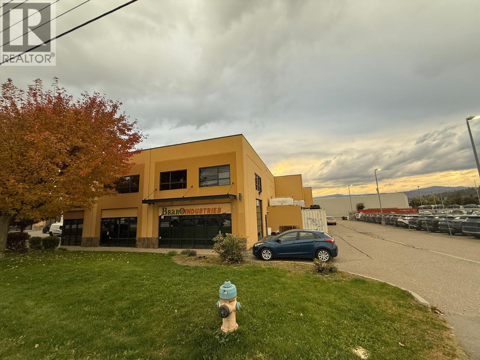 111 140 Commercial Drive, Kelowna