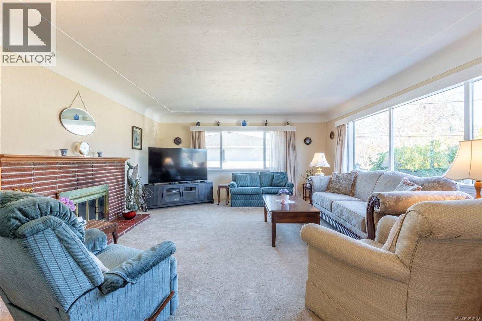 1131 Heald Ave, Esquimalt