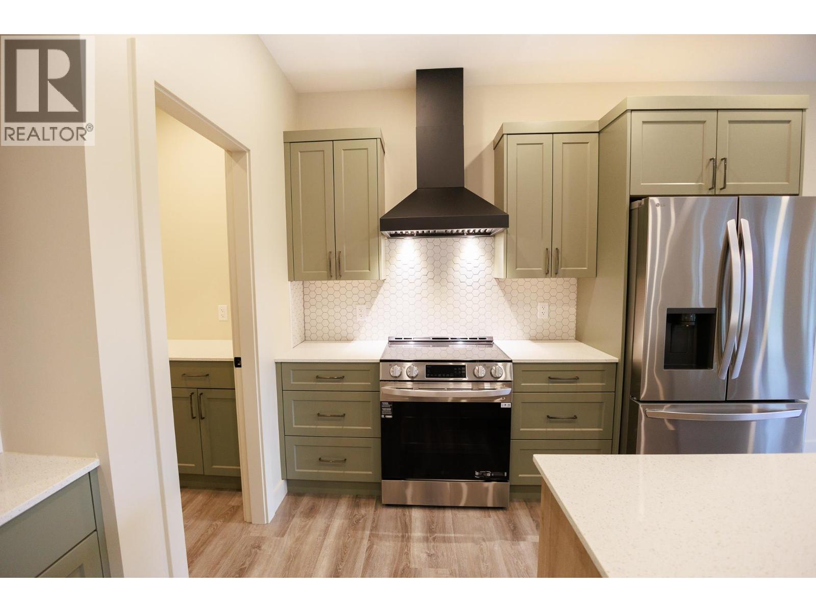 4007 NASH Drive, Terrace