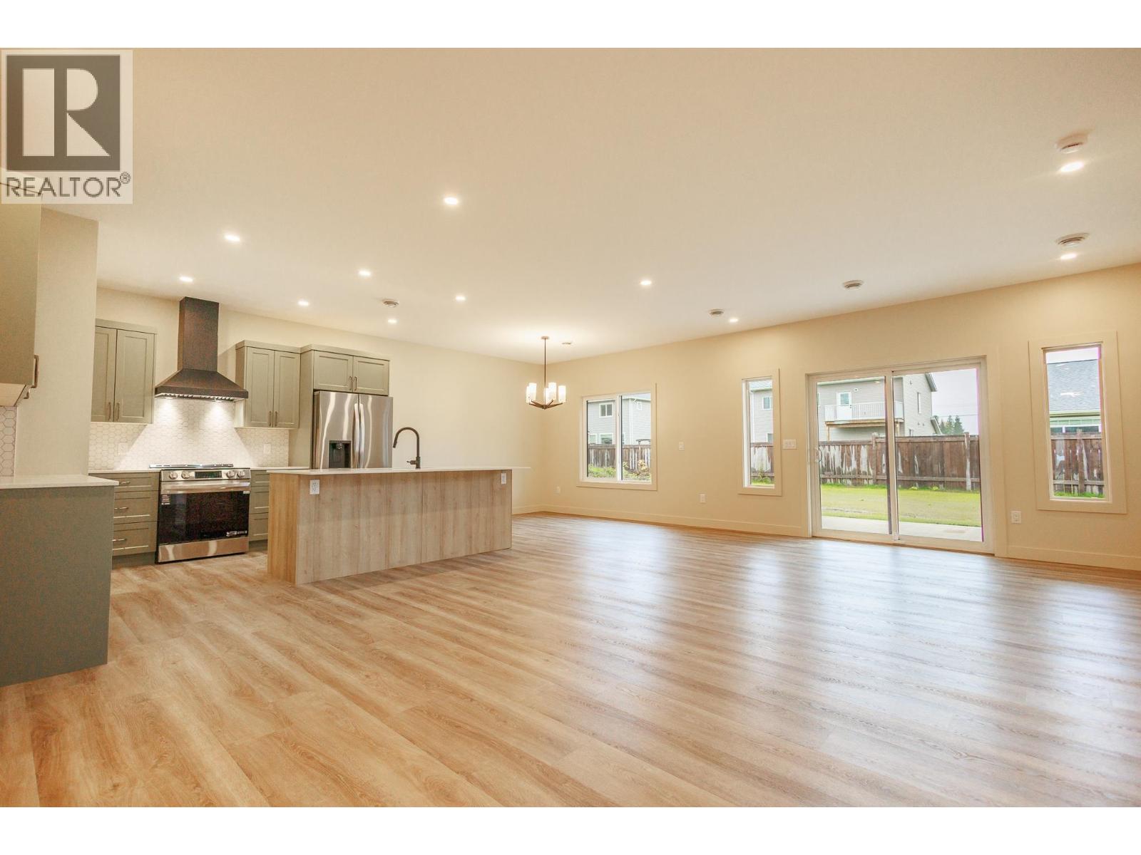 4007 NASH Drive, Terrace