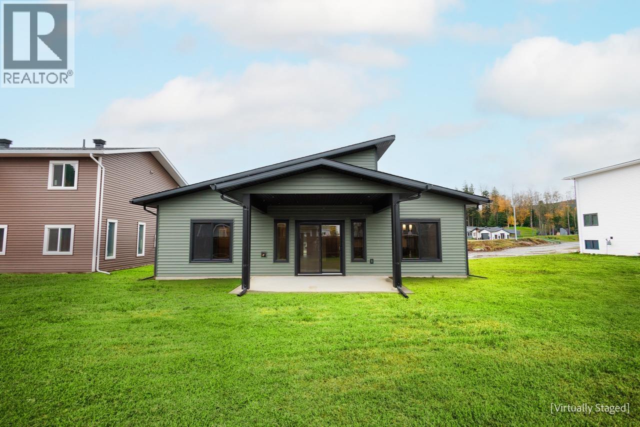 4007 NASH Drive, Terrace