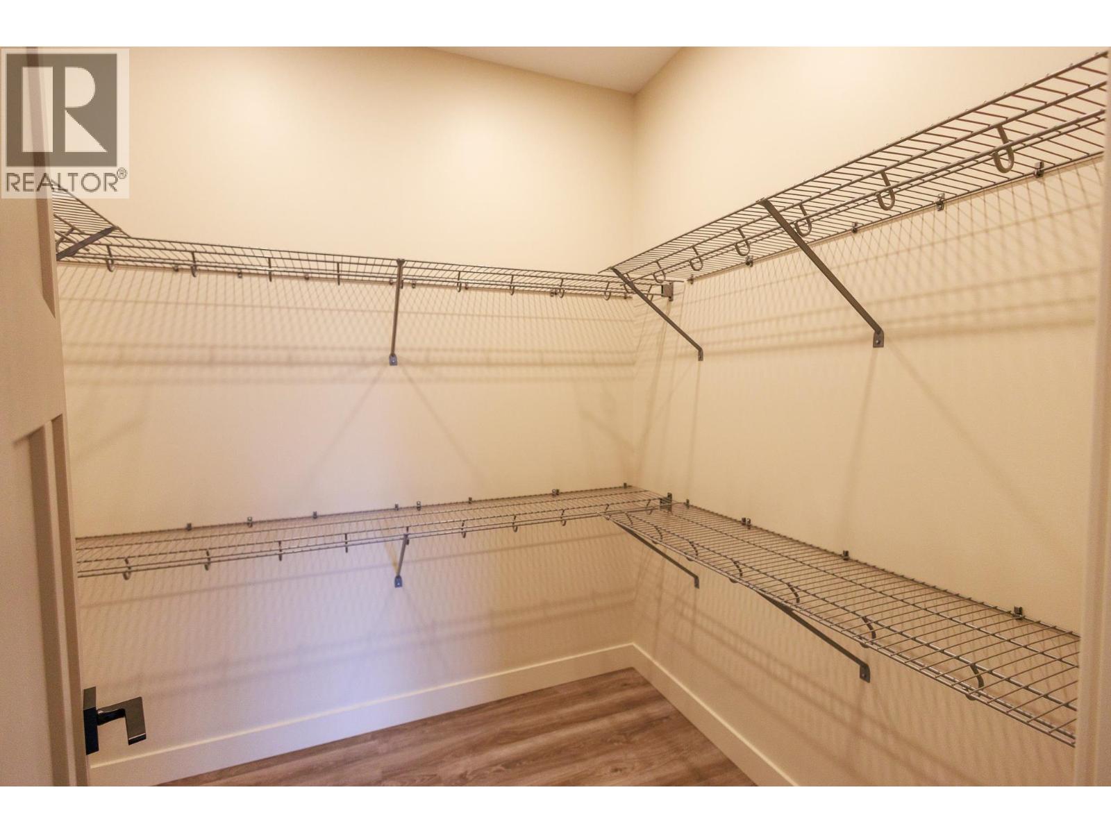 4007 NASH Drive, Terrace