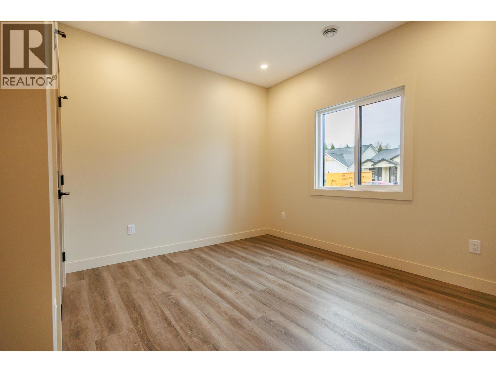 4007 NASH Drive, Terrace