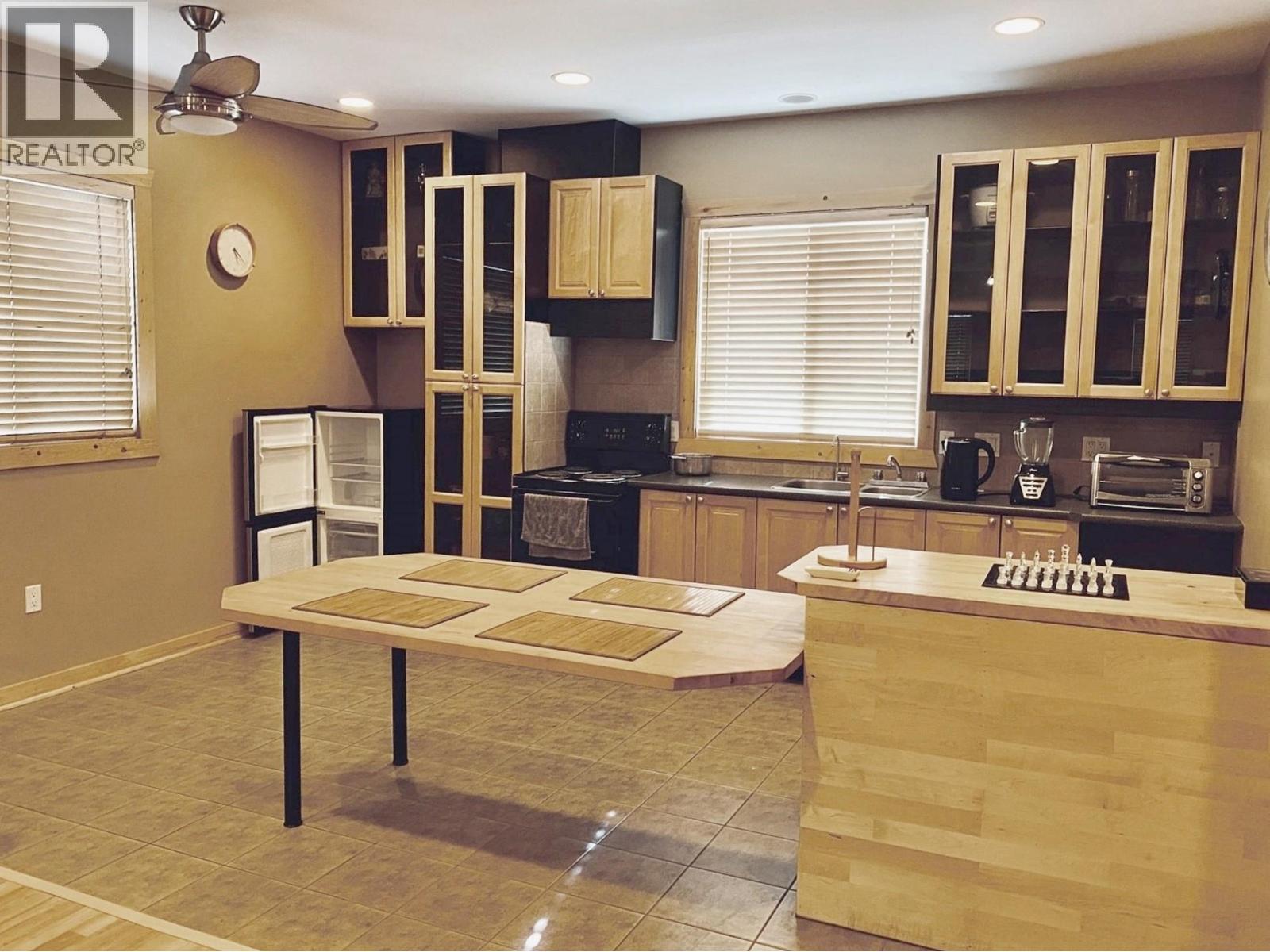 3325 Barriere South Road, Barriere