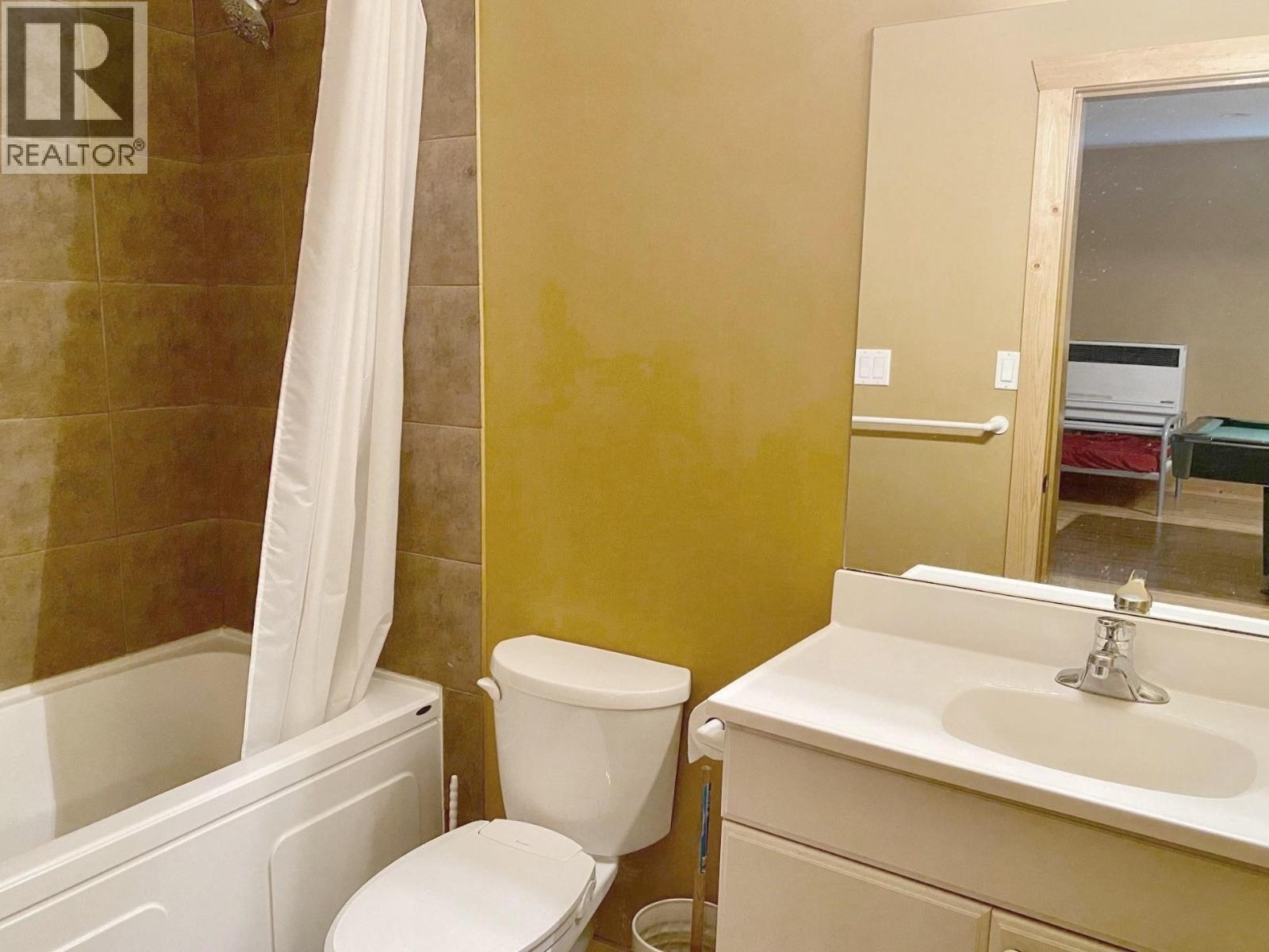 3325 Barriere South Road, Barriere