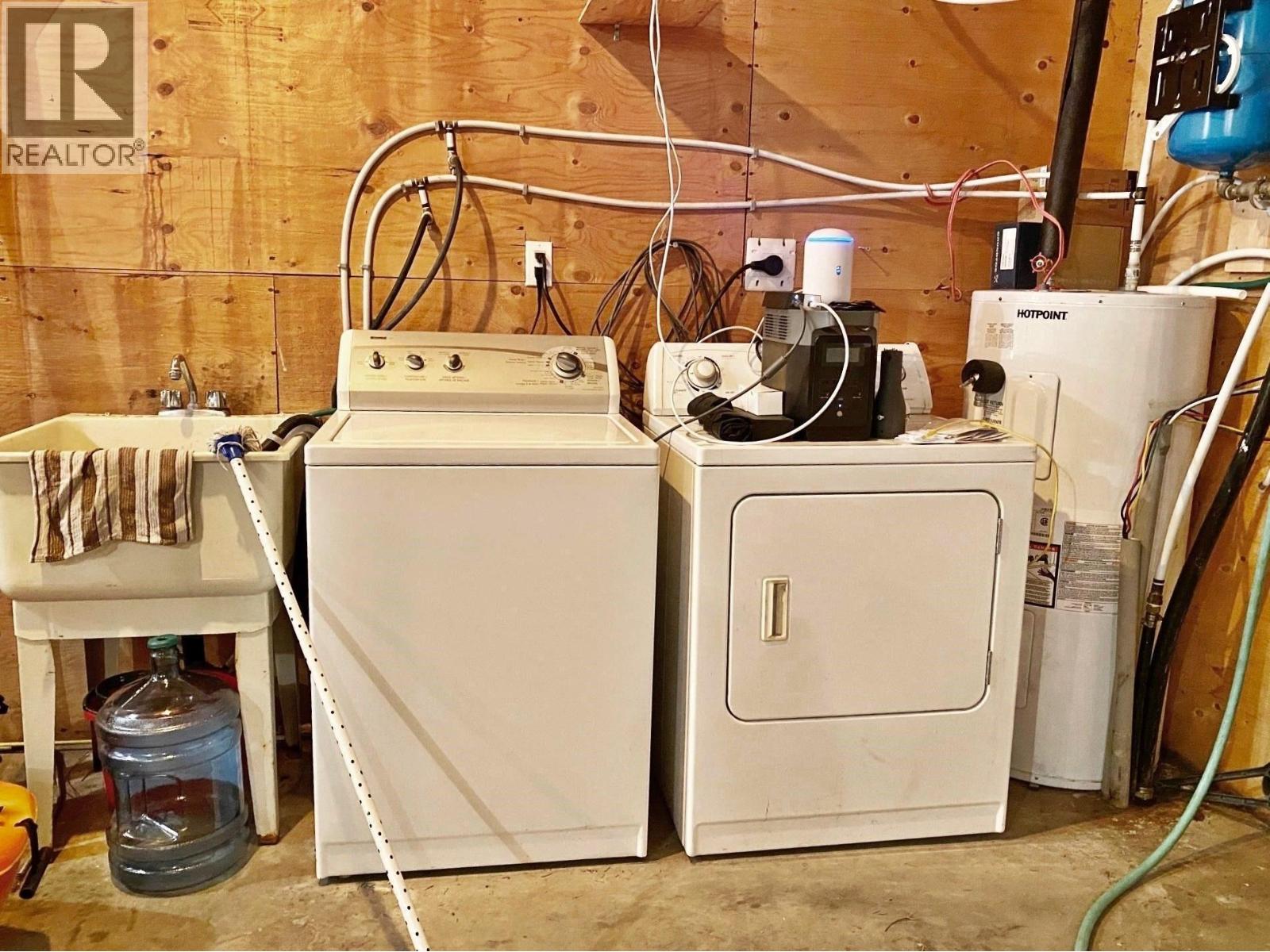 3325 Barriere South Road, Barriere