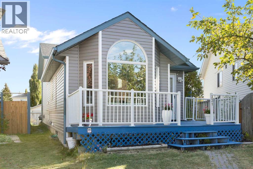 Single Family House 4 Level for Sale in  Coverdale Court NE Coventry Hills Calgary 