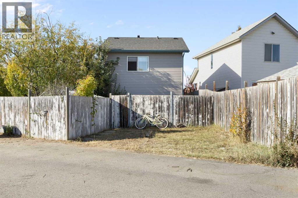 Single Family House 4 Level for Sale in  Coverdale Court NE Coventry Hills Calgary 
