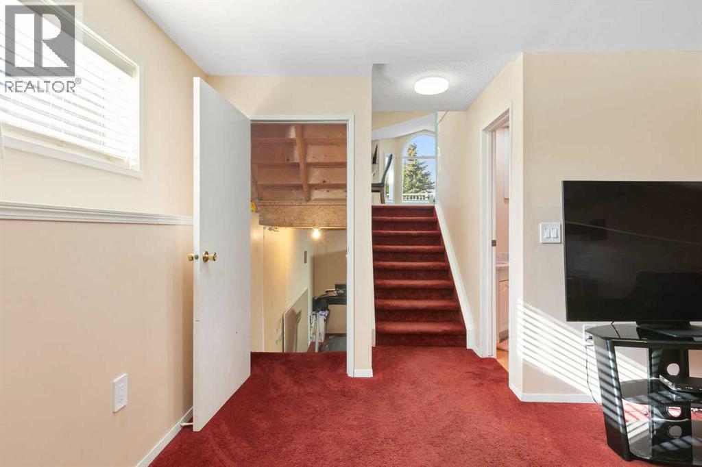 Single Family House 4 Level for Sale in  Coverdale Court NE Coventry Hills Calgary 