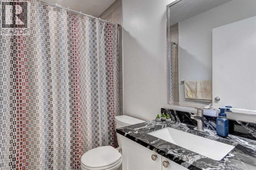 Single Family House for Sale in  Tuscany Springs Way NW Tuscany Calgary 