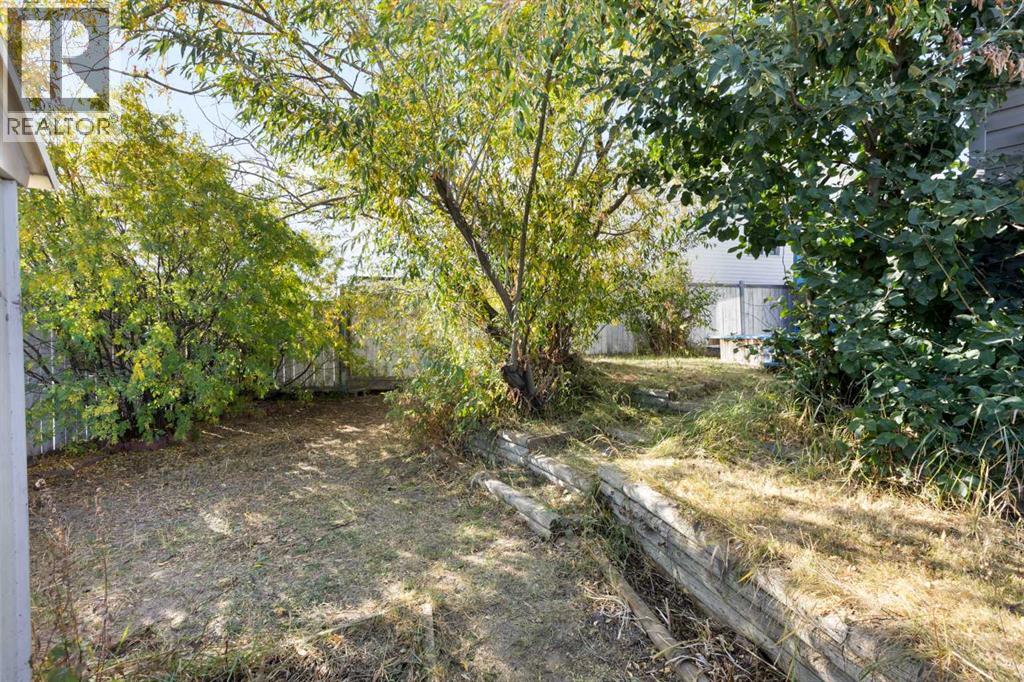 Single Family House 4 Level for Sale in  Coverdale Court NE Coventry Hills Calgary 