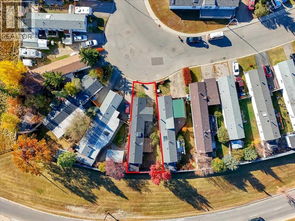 Single Family House Mobile Home for Sale in  Erin woods Circle SE Erin Woods Calgary 