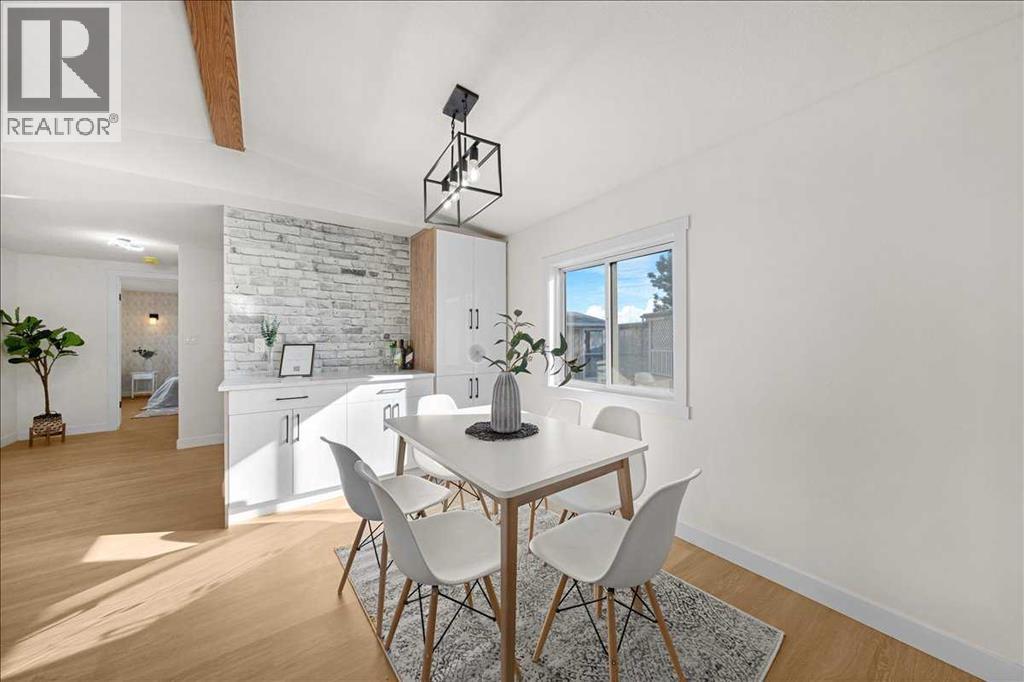 Single Family House Mobile Home for Sale in  Erin woods Circle SE Erin Woods Calgary 