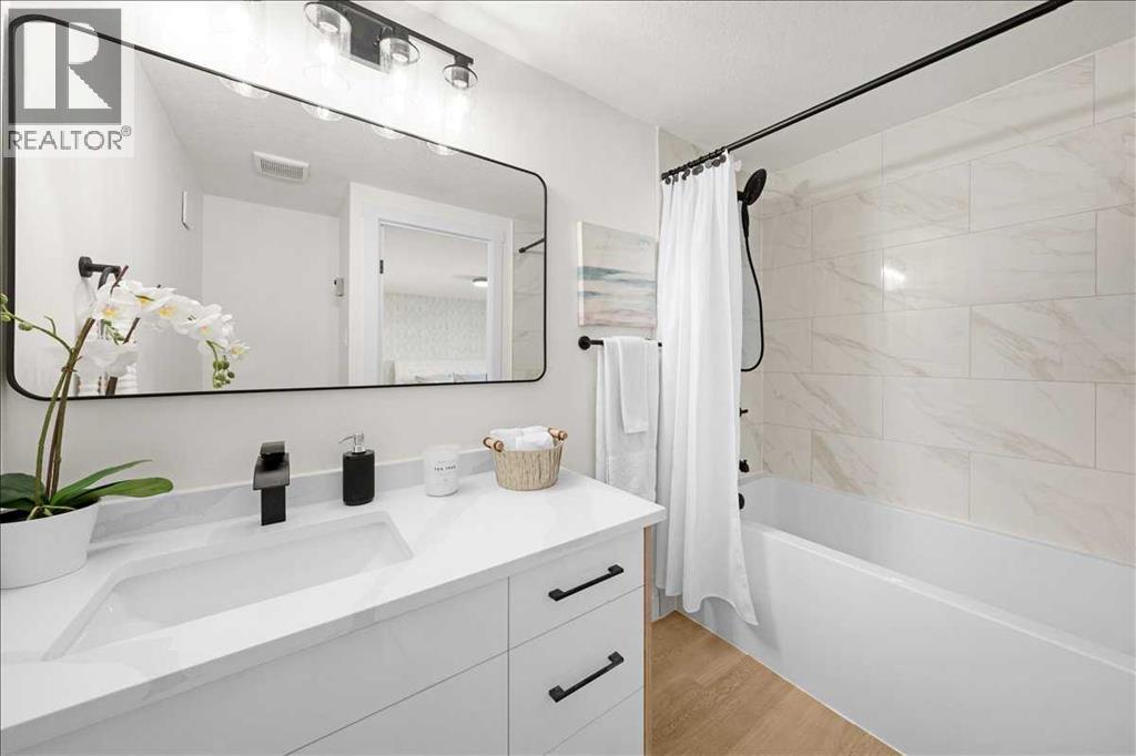 Single Family House Mobile Home for Sale in  Erin woods Circle SE Erin Woods Calgary 