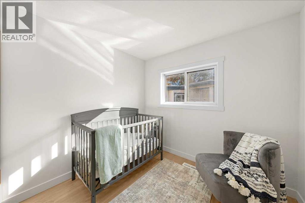 Single Family House Mobile Home for Sale in  Erin woods Circle SE Erin Woods Calgary 