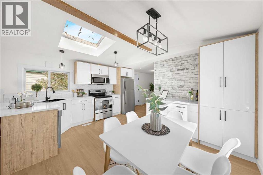 Single Family House Mobile Home for Sale in  Erin woods Circle SE Erin Woods Calgary 