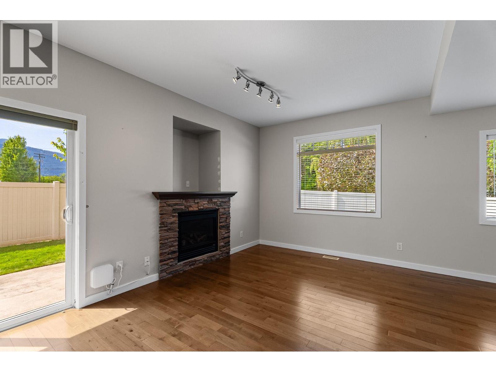 2060 12th Avenue NE Unit# 3, Salmon Arm