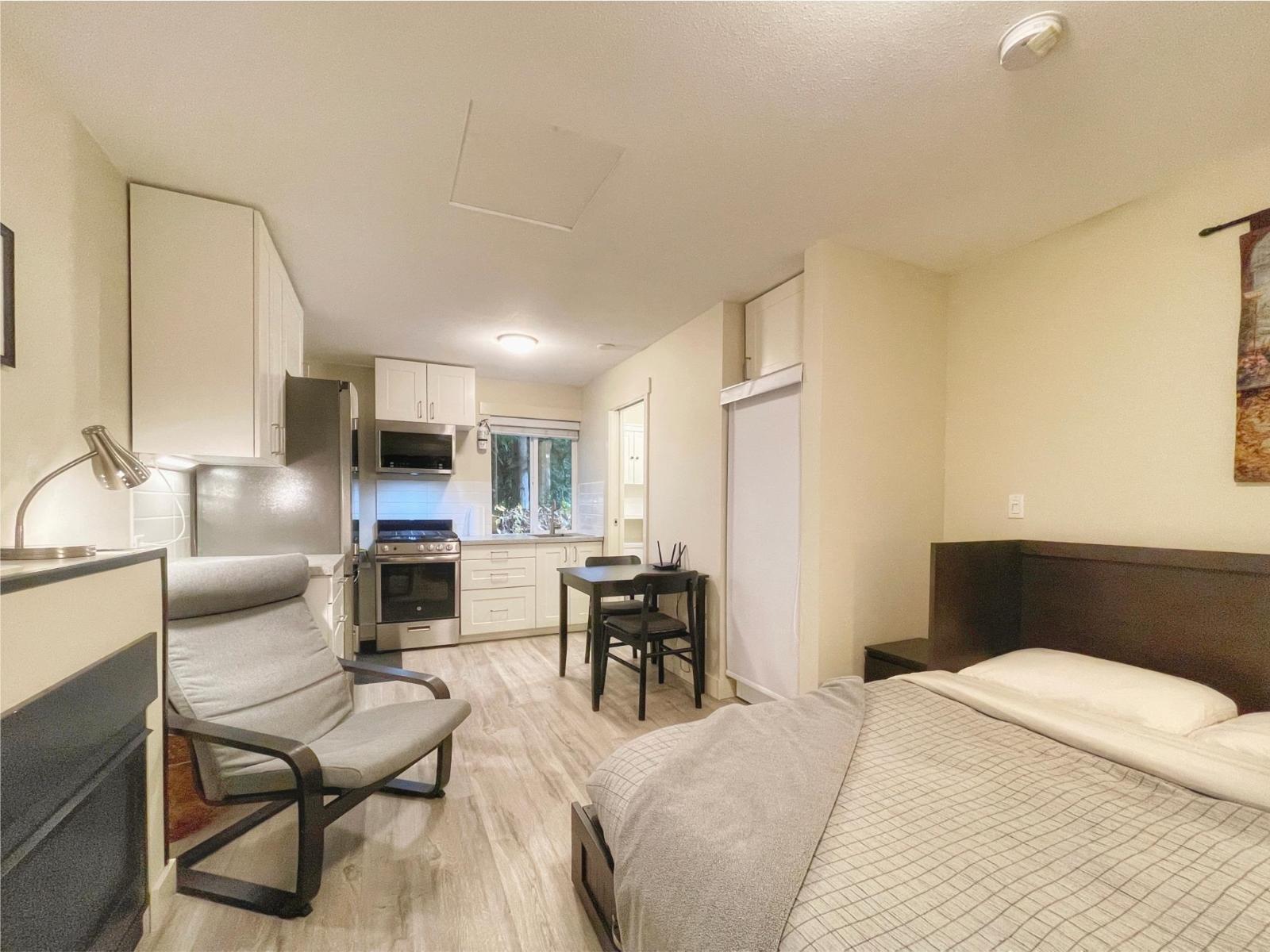 3048 HOT SPRINGS ROAD, Agassiz, Agassiz