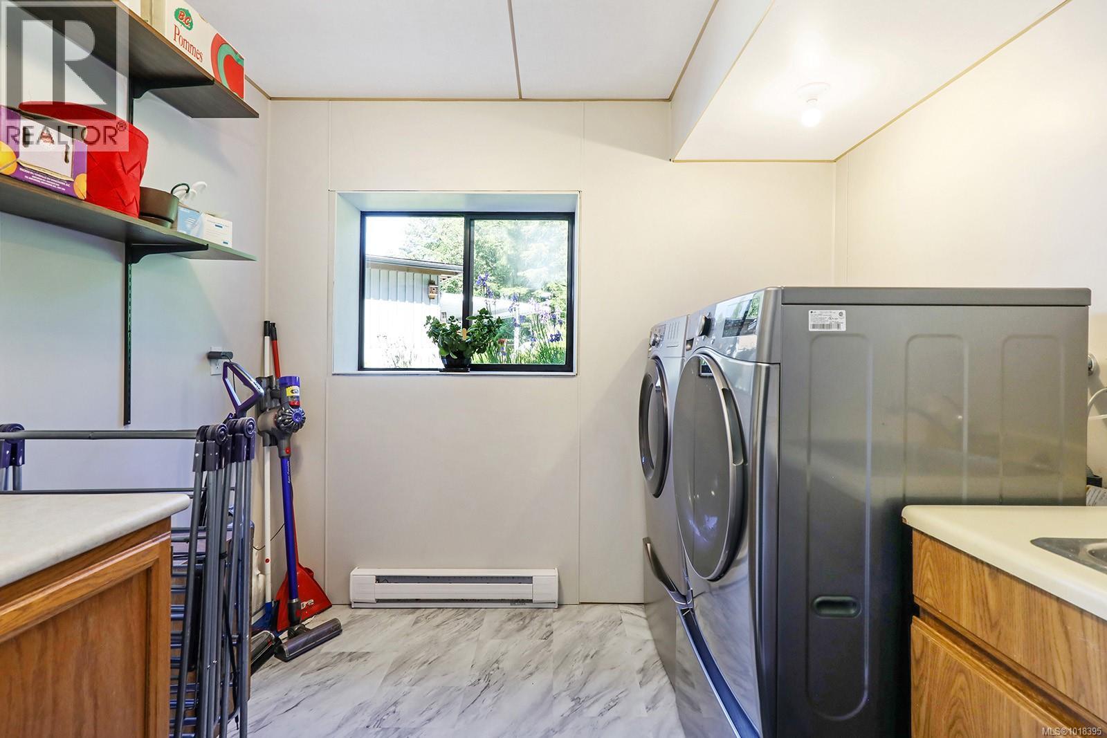 970 McLean Rd, Qualicum Beach