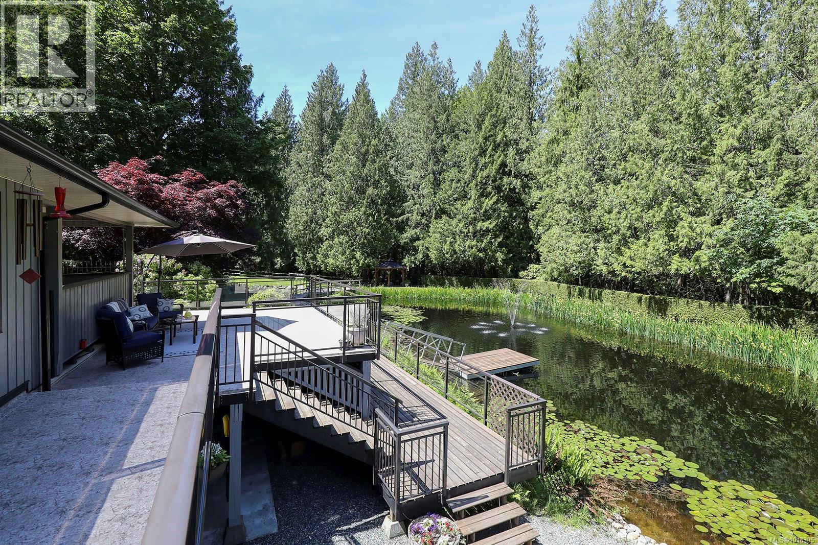 970 McLean Rd, Qualicum Beach