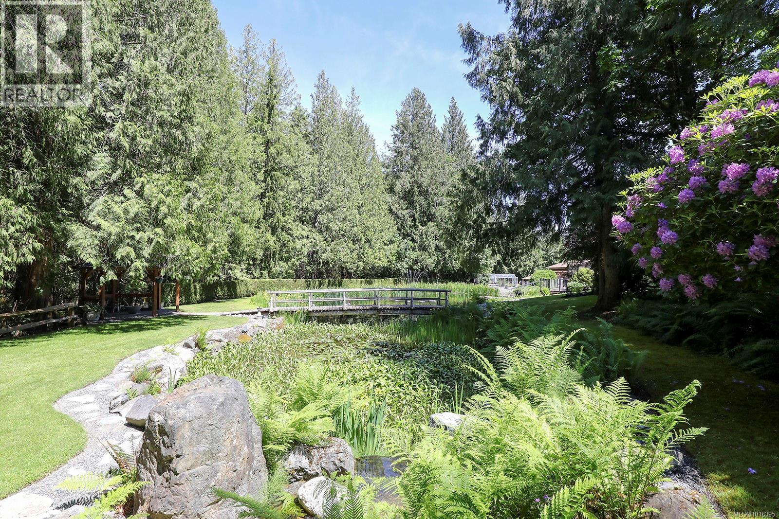 970 McLean Rd, Qualicum Beach