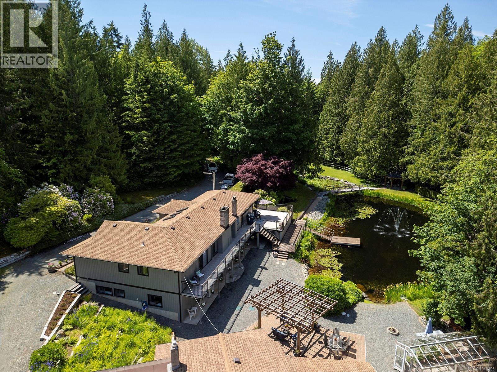 970 McLean Rd, Qualicum Beach