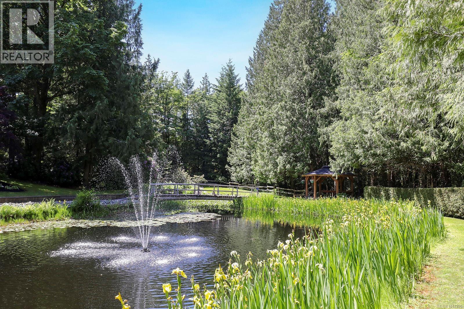 970 McLean Rd, Qualicum Beach