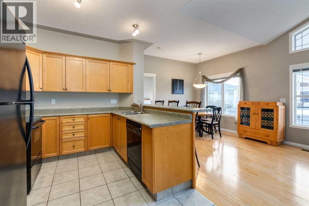 Single Family House Bungalow for Sale in  Rocky Vista Terrace NW Rocky Ridge Calgary 