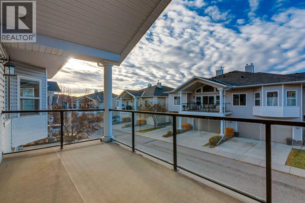 Single Family House Bungalow for Sale in  Rocky Vista Terrace NW Rocky Ridge Calgary 