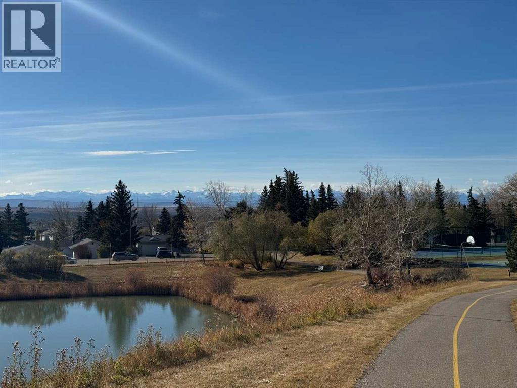 Single Family House Bungalow for Sale in  Rocky Vista Terrace NW Rocky Ridge Calgary 