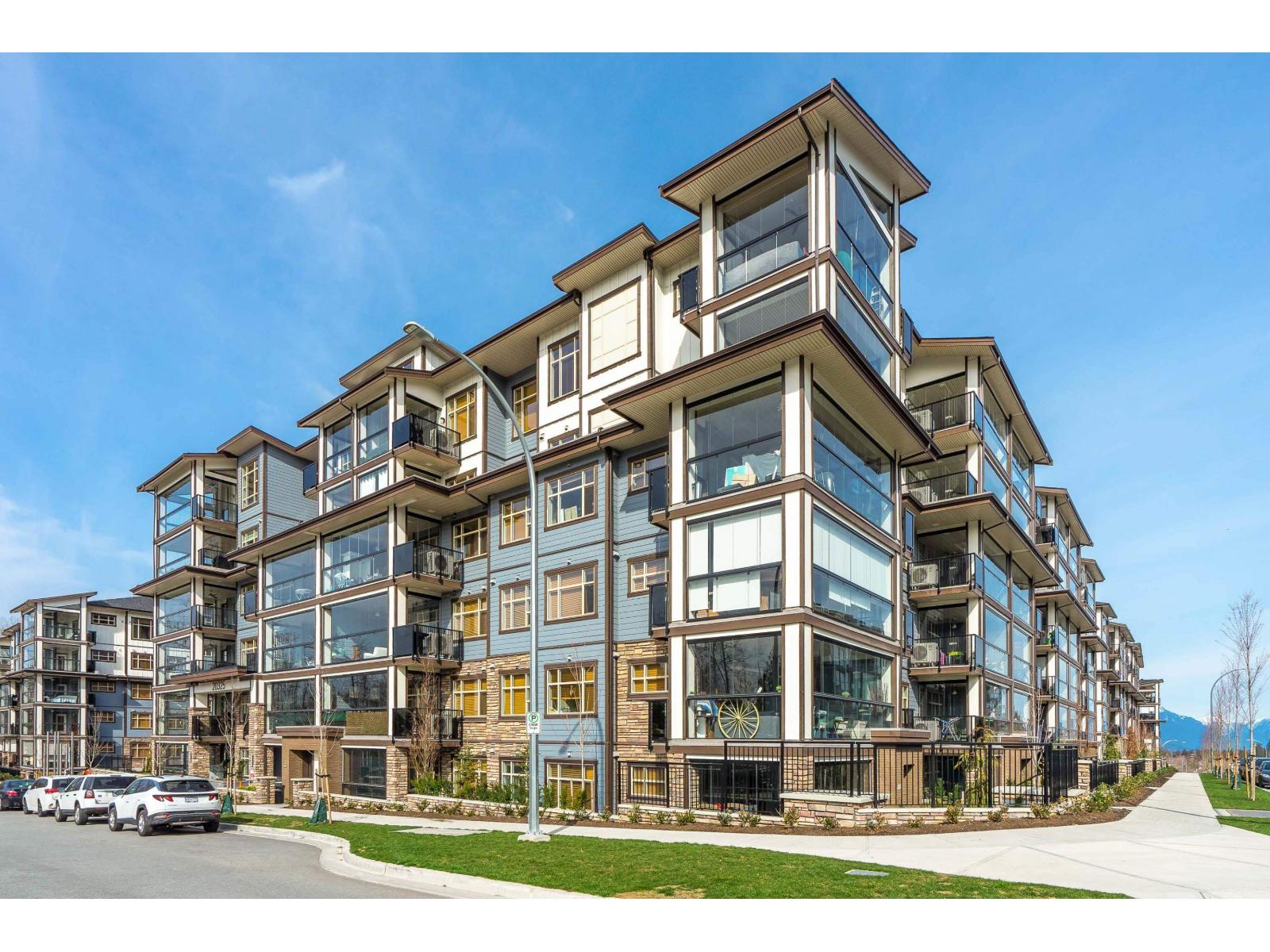 213 20325 85 AVENUE, Langley