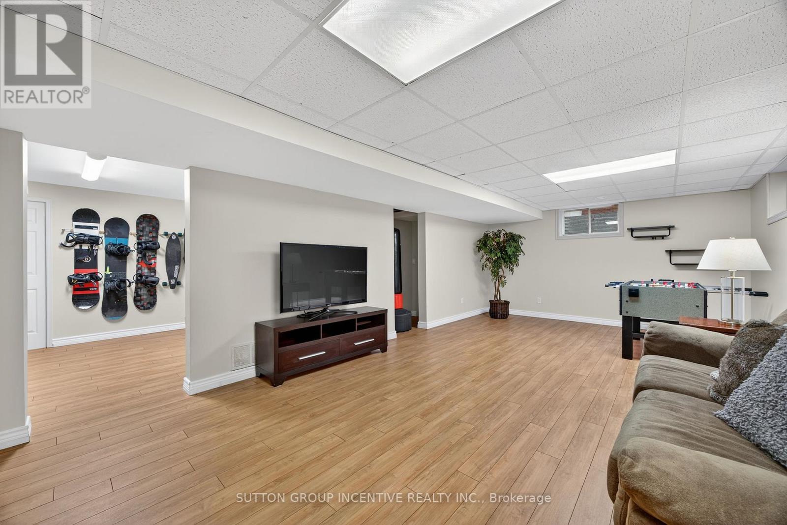 Single Family House for Sale in  IRWIN DRIVE Barrie (Northwest) 