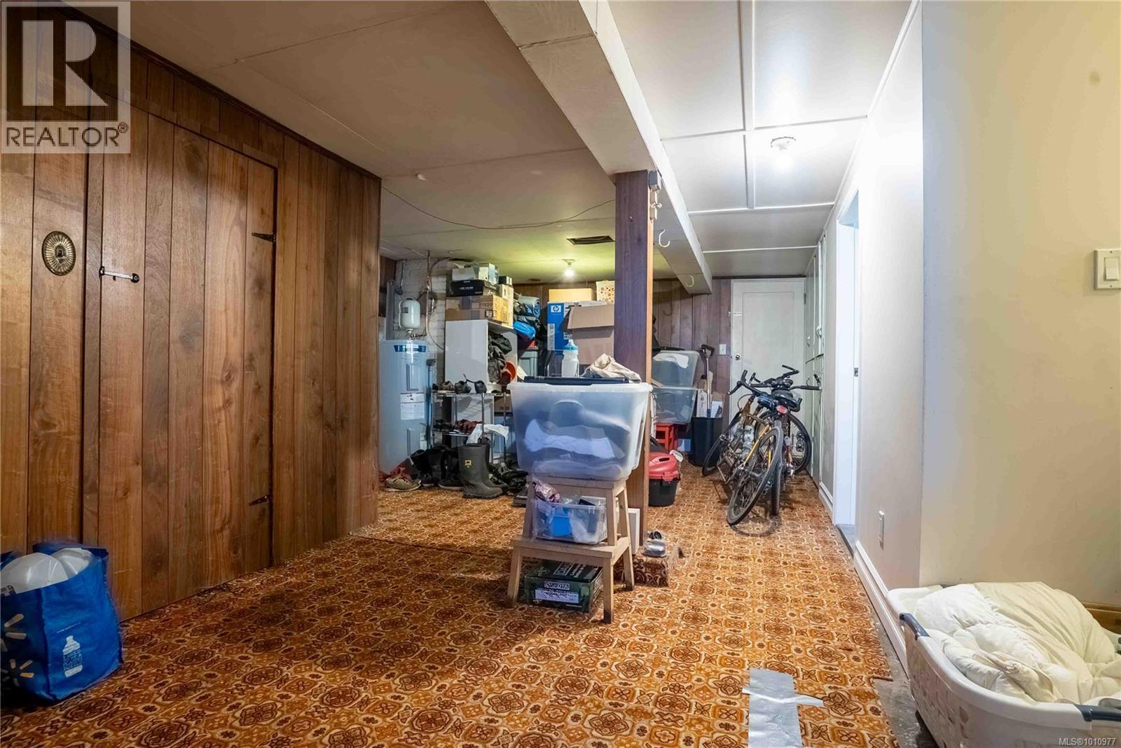 320 Beach Dr, Oak Bay