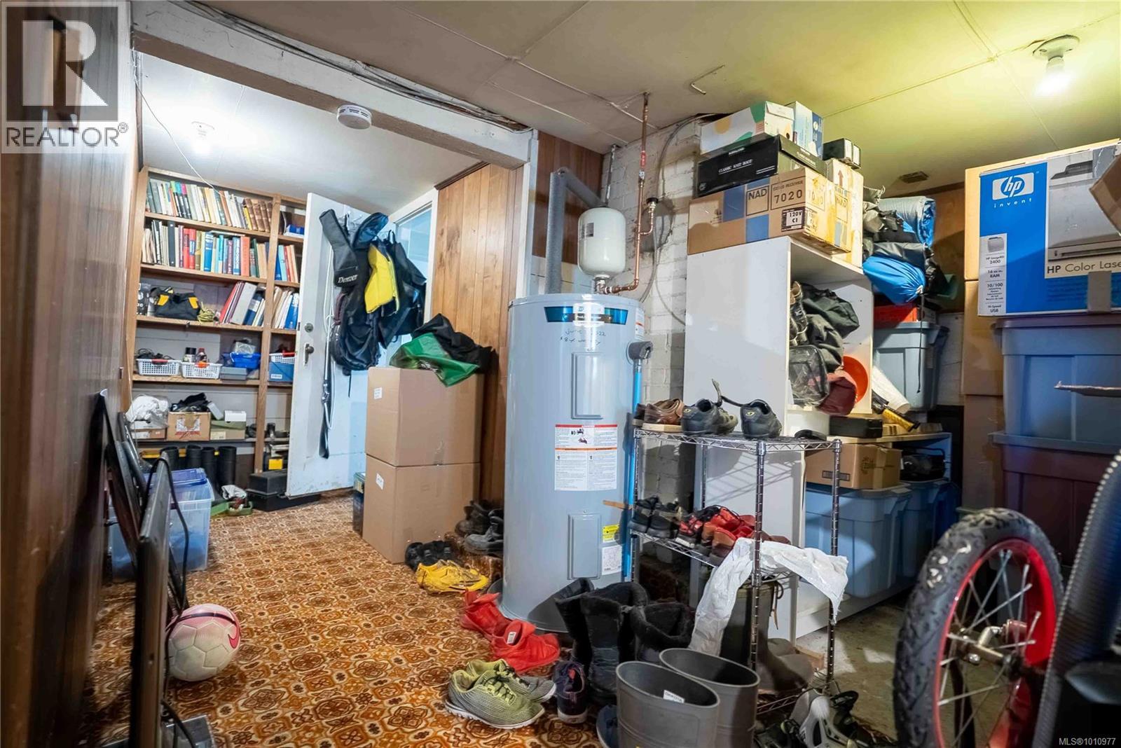 320 Beach Dr, Oak Bay