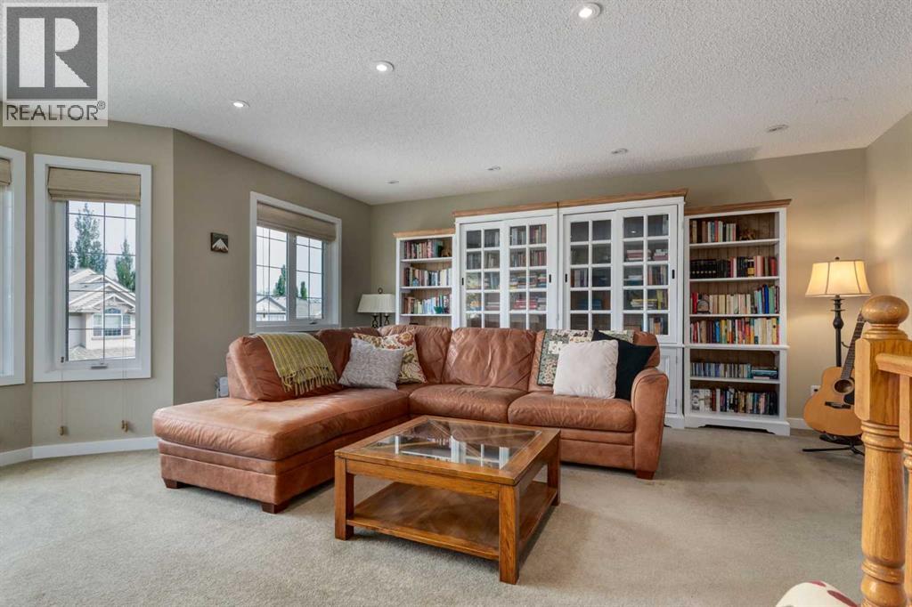 Single Family House for Sale in  Springbank Rise SW Springbank Hill Calgary 