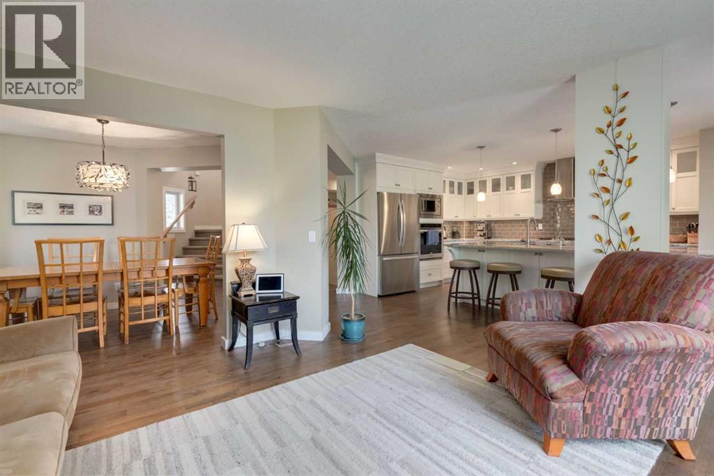 Single Family House for Sale in  Springbank Rise SW Springbank Hill Calgary 