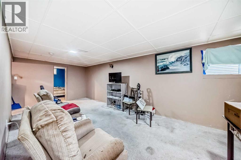 Single Family House Bungalow for Sale in  Avonlea Place SE Acadia Calgary 