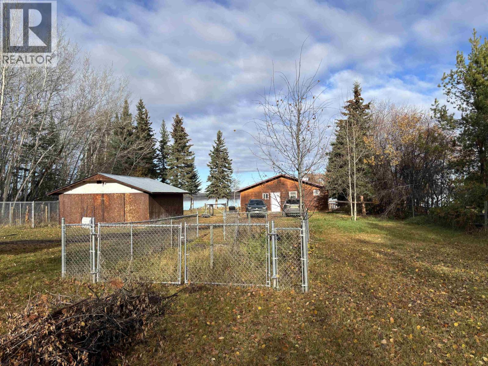 7054 YORK DRIVE, Vanderhoof