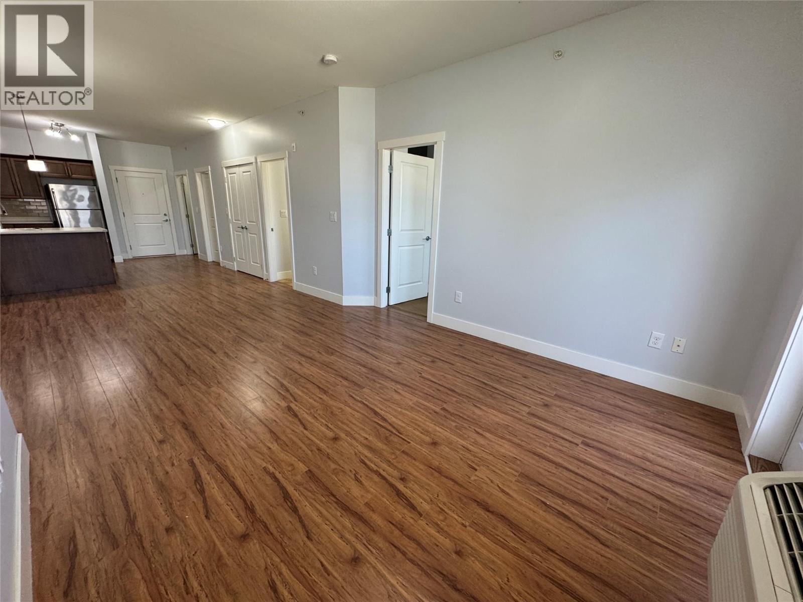 1701 MENZIES Street Unit# 302, Merritt