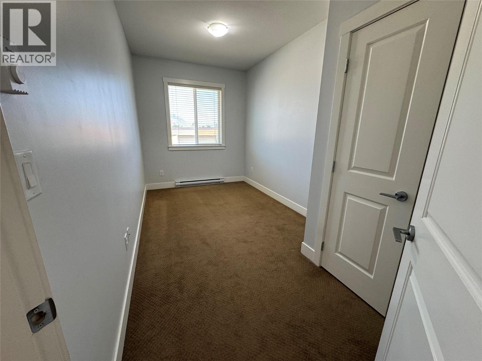 1701 MENZIES Street Unit# 302, Merritt