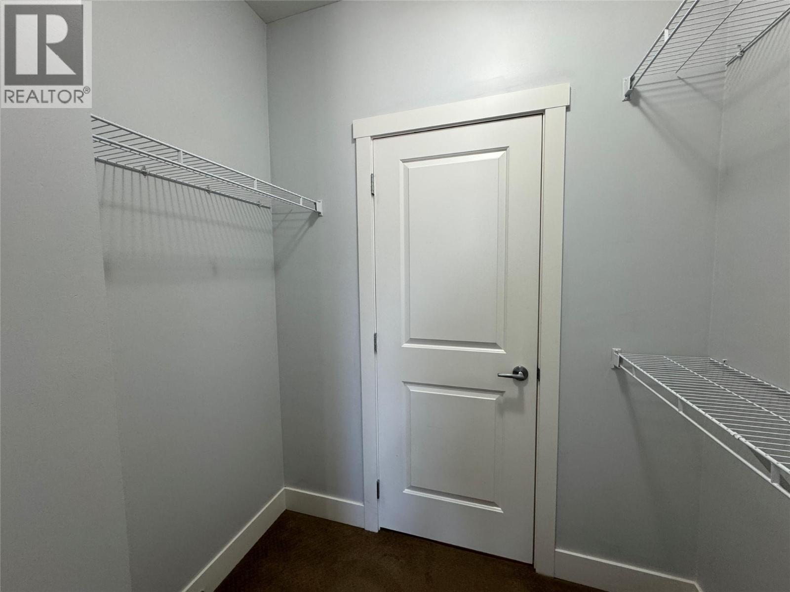 1701 MENZIES Street Unit# 302, Merritt