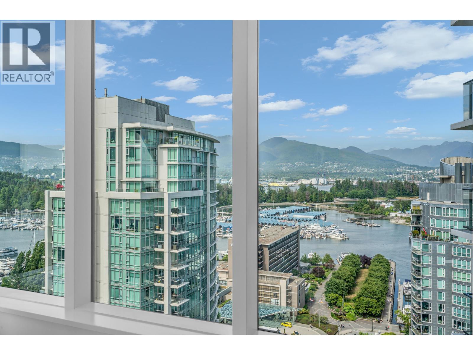 2001 620 CARDERO STREET, Vancouver