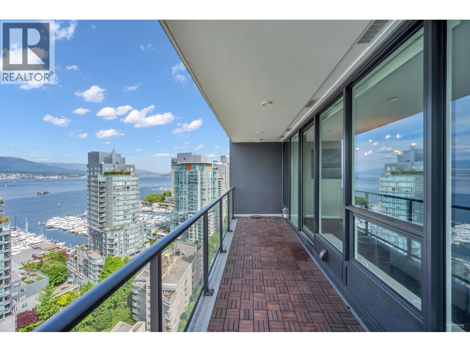 2001 620 CARDERO STREET, Vancouver